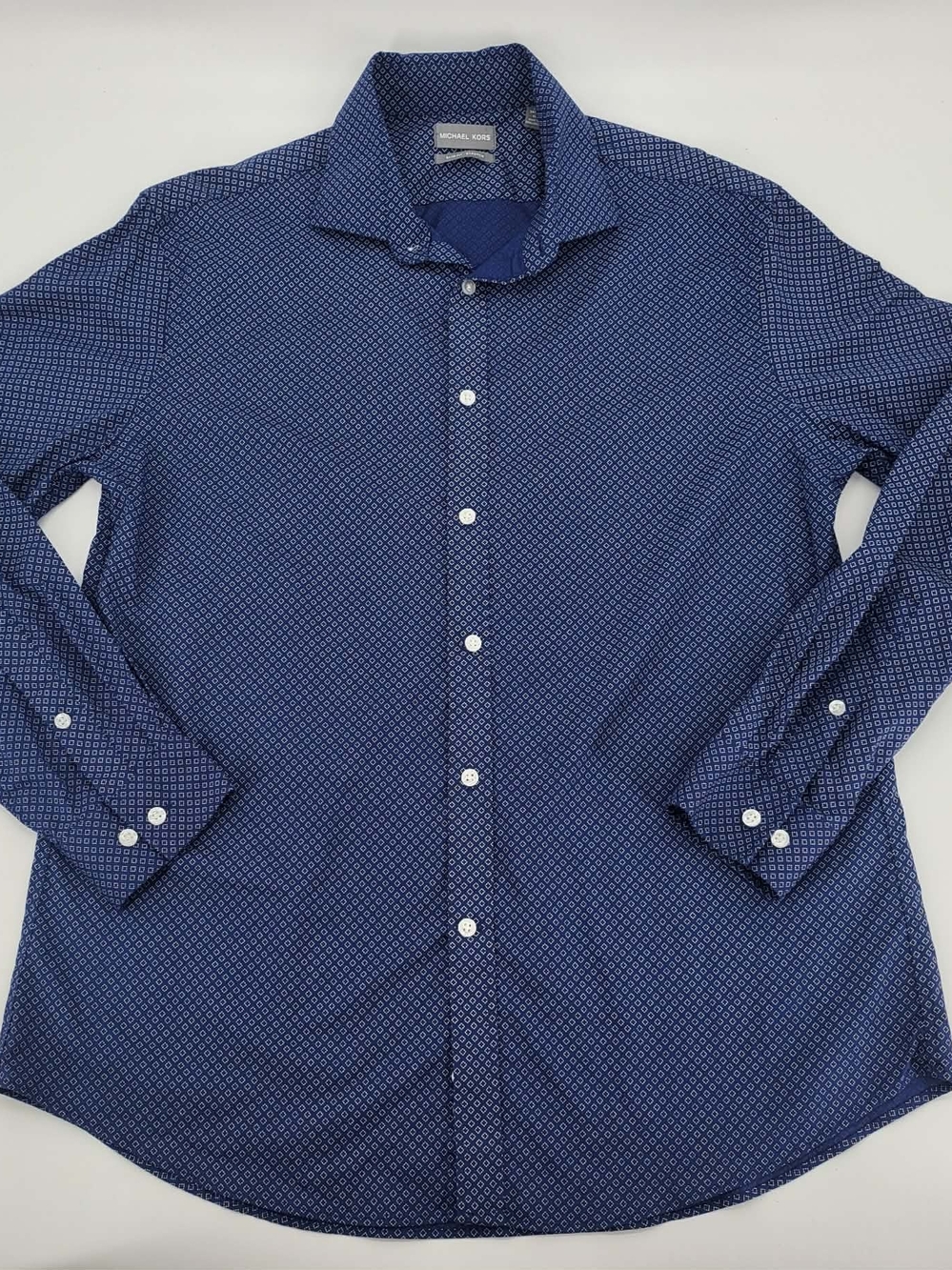 Michael Kors Men's Blue Patterned Button-Up Shirt